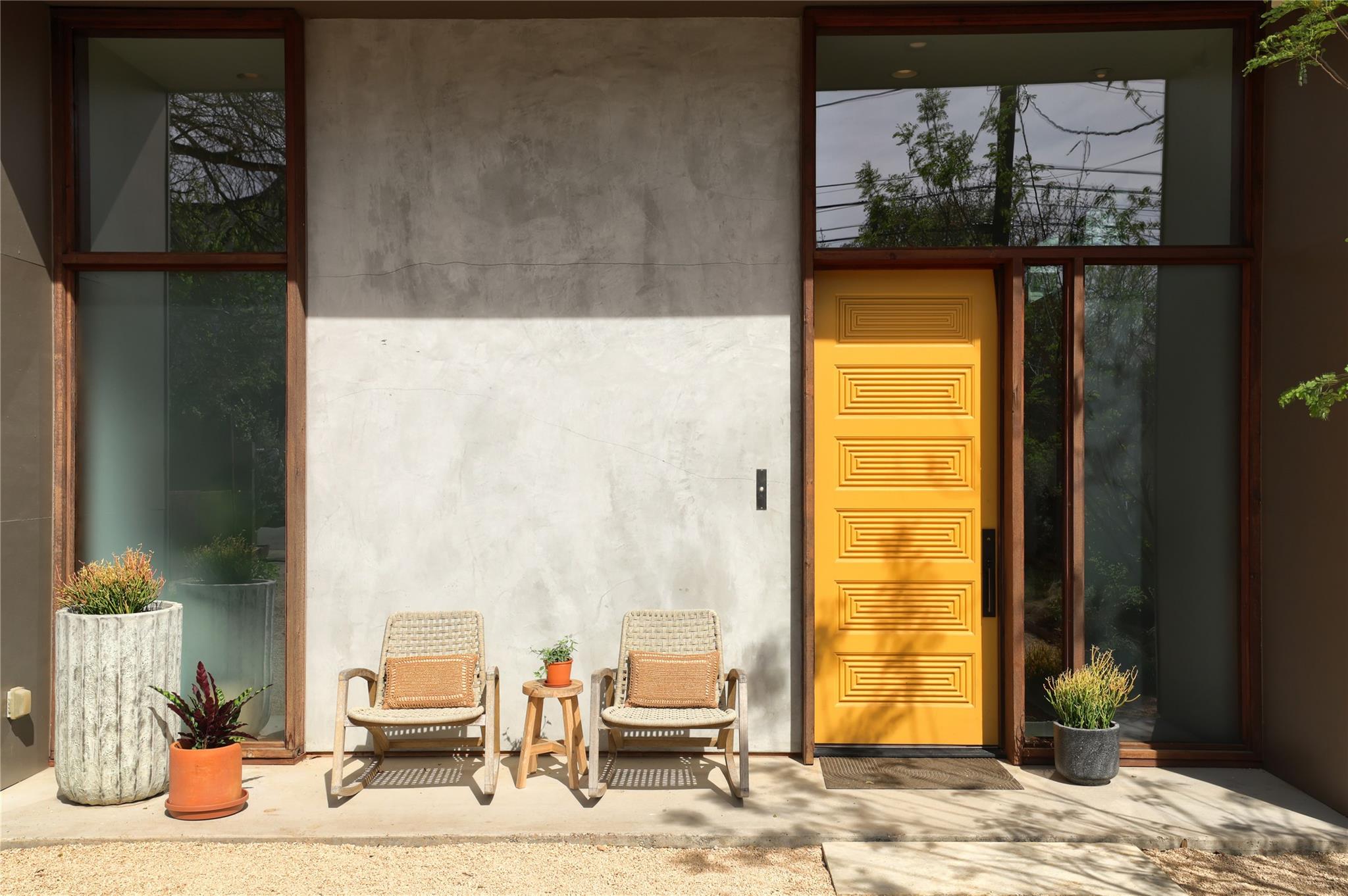 2412 E 9th St, Austin, TX 78702