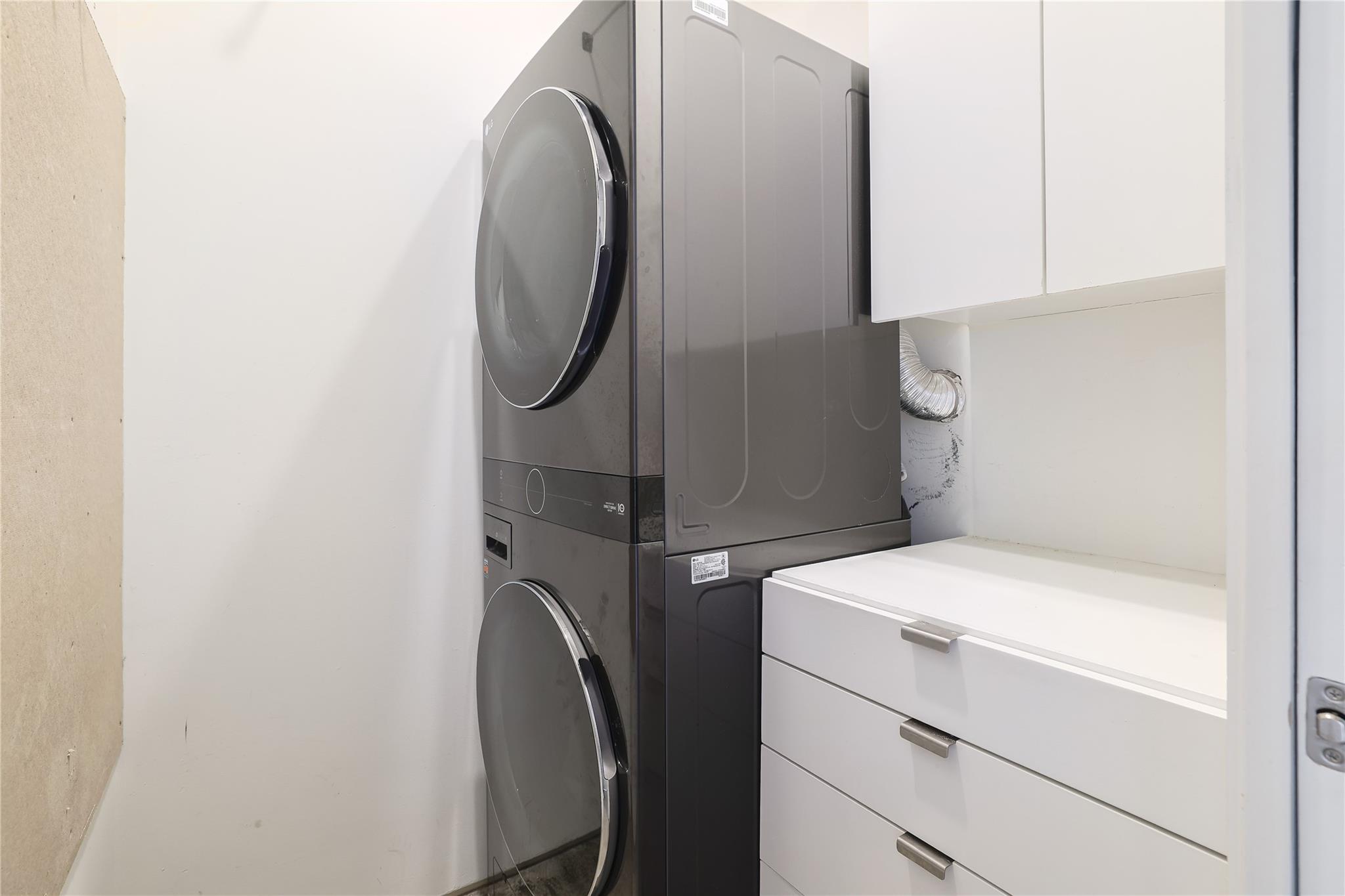 2412 E 9th St, Austin, TX 78702