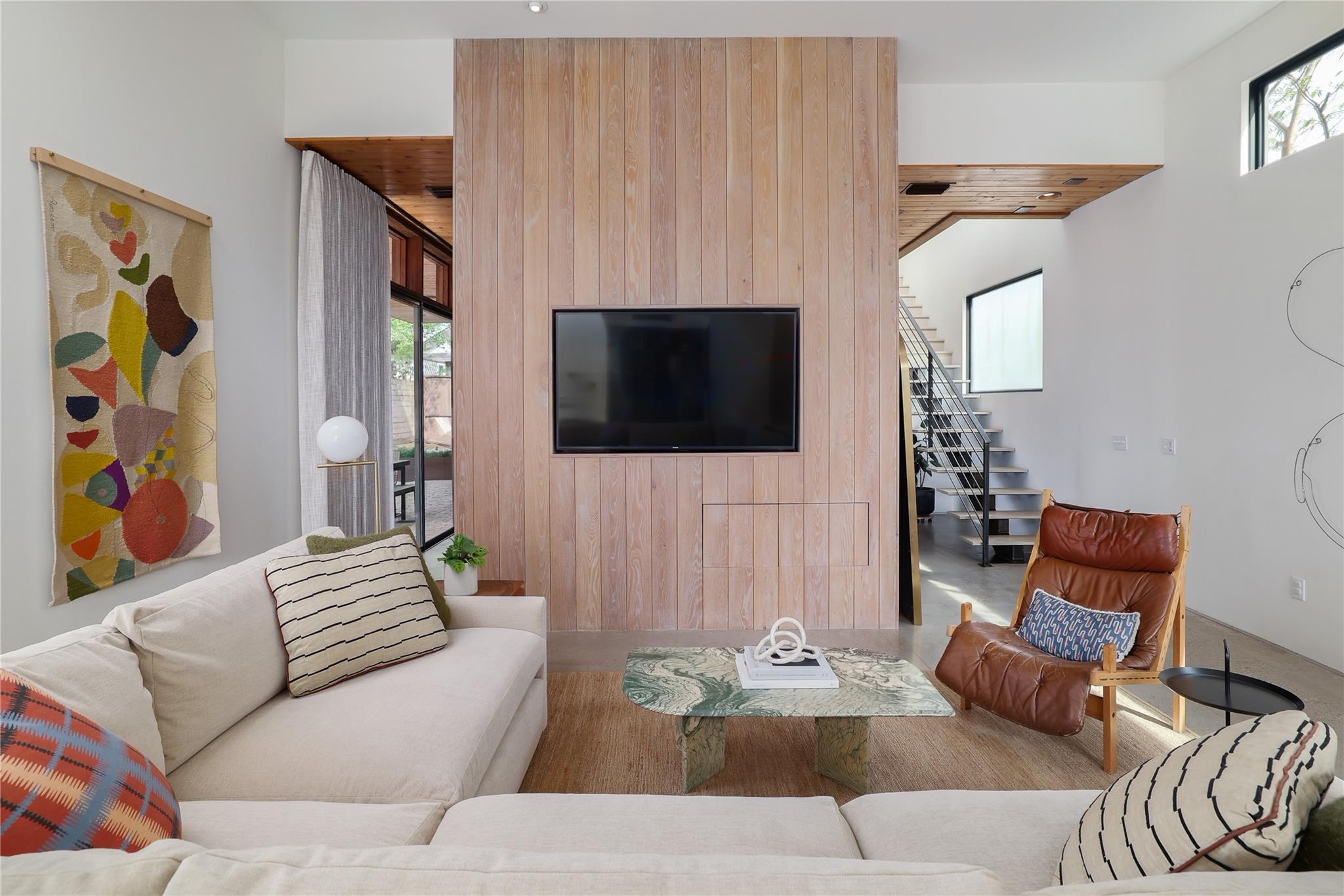 2412 E 9th St, Austin, TX 78702