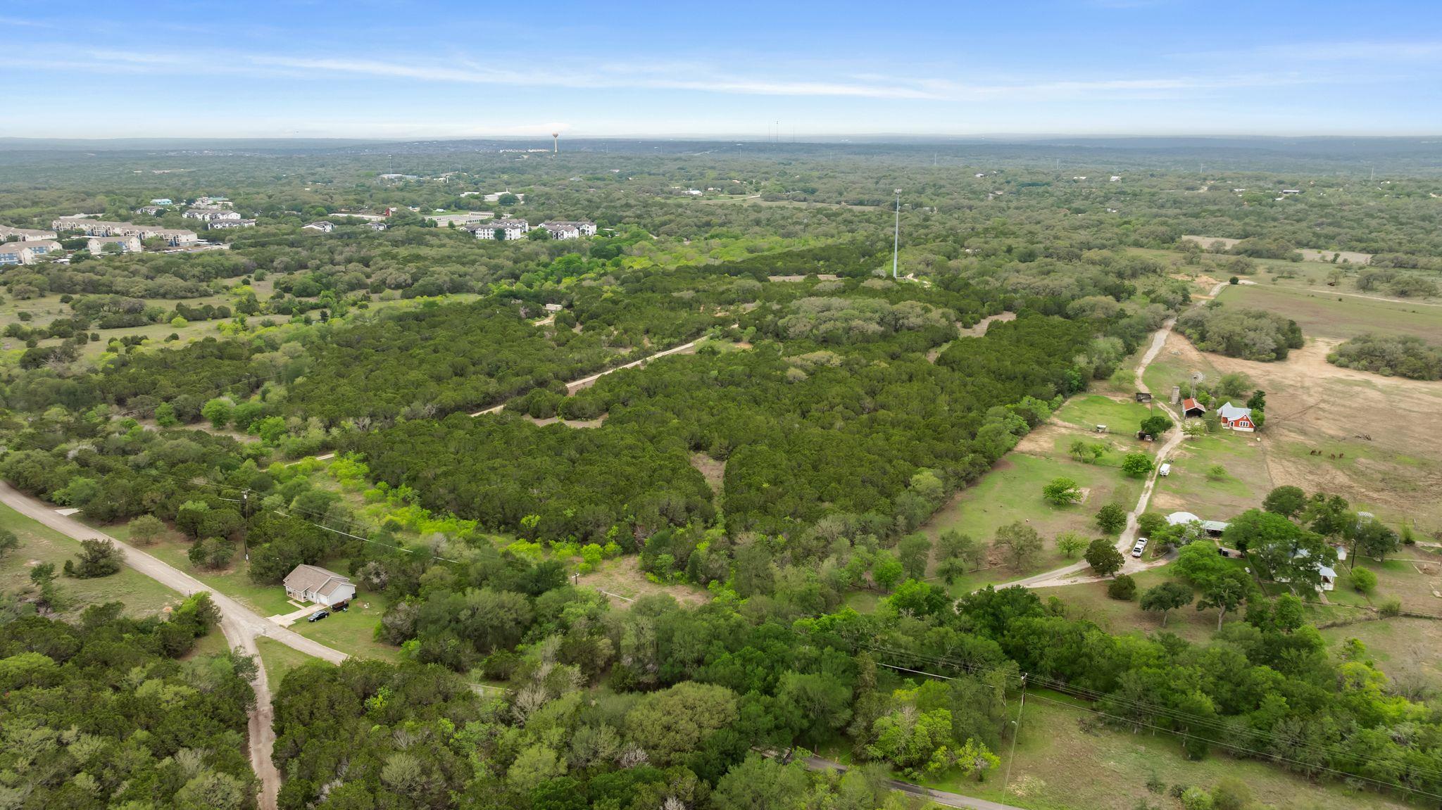 175 Eastwood Ln, San Marcos, TX 78666