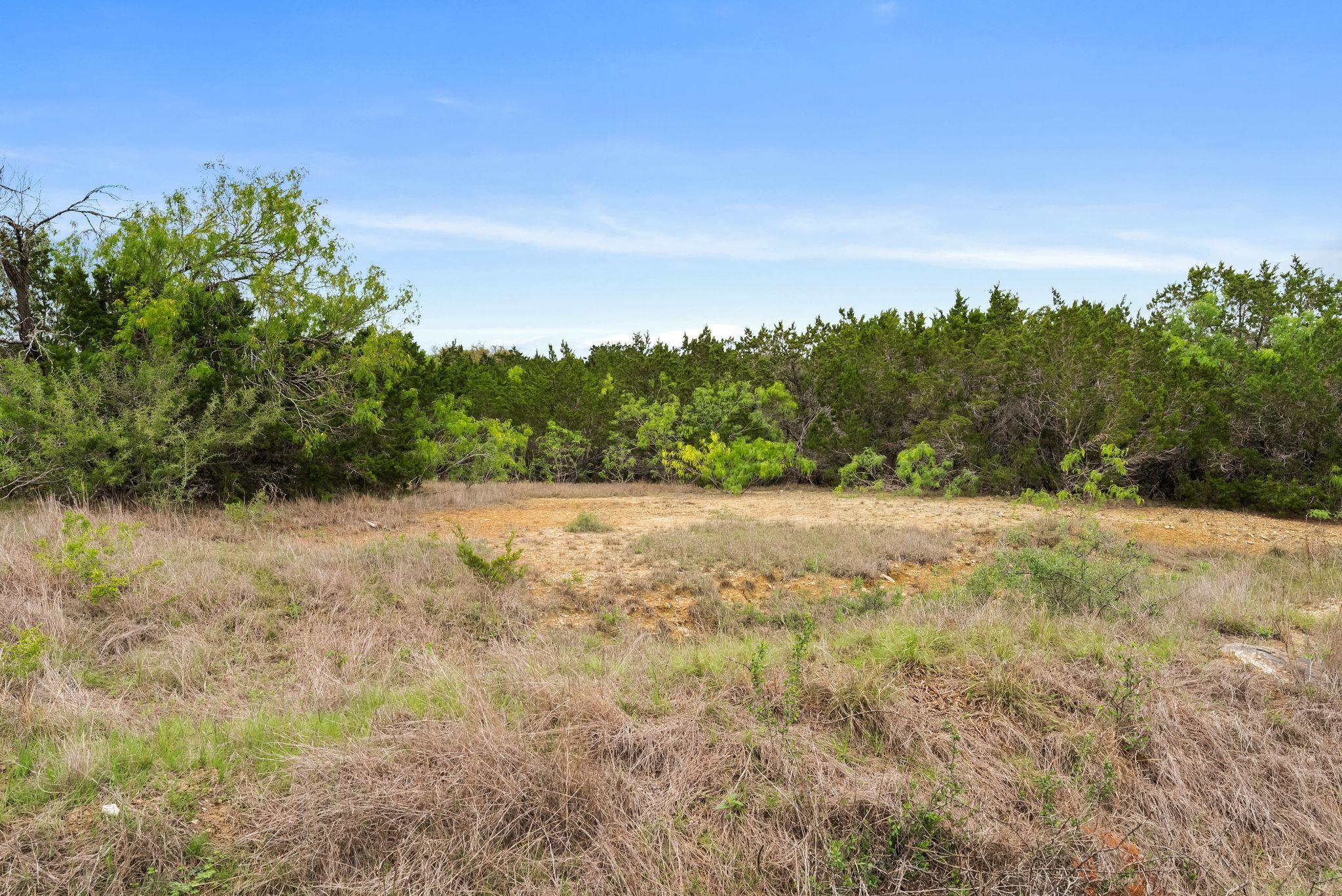 175 Eastwood Ln, San Marcos, TX 78666