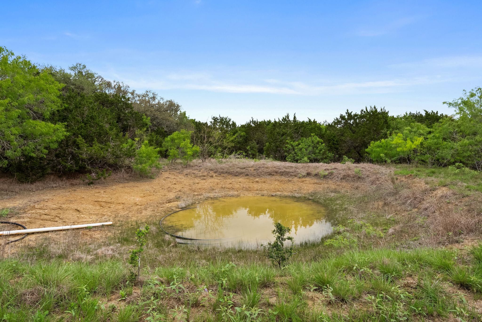 175 Eastwood Ln, San Marcos, TX 78666