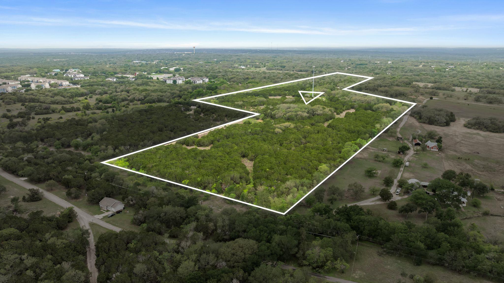 175 Eastwood Ln, San Marcos, TX 78666