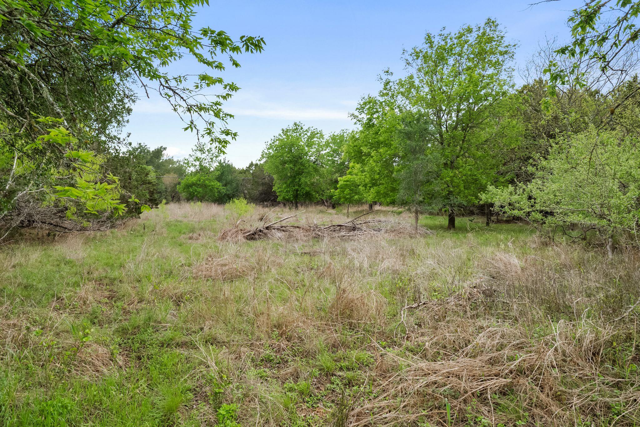 175 Eastwood Ln, San Marcos, TX 78666