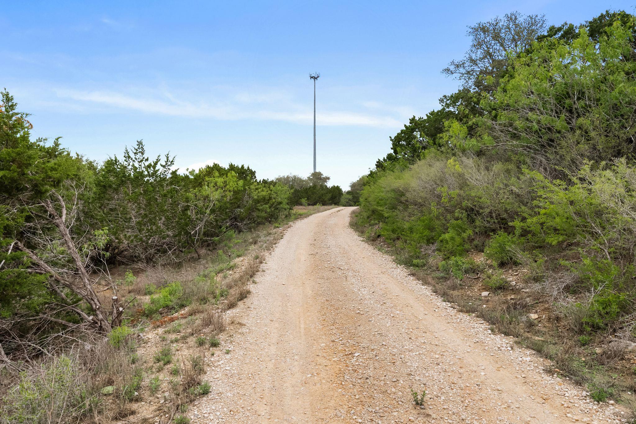 175 Eastwood Ln, San Marcos, TX 78666