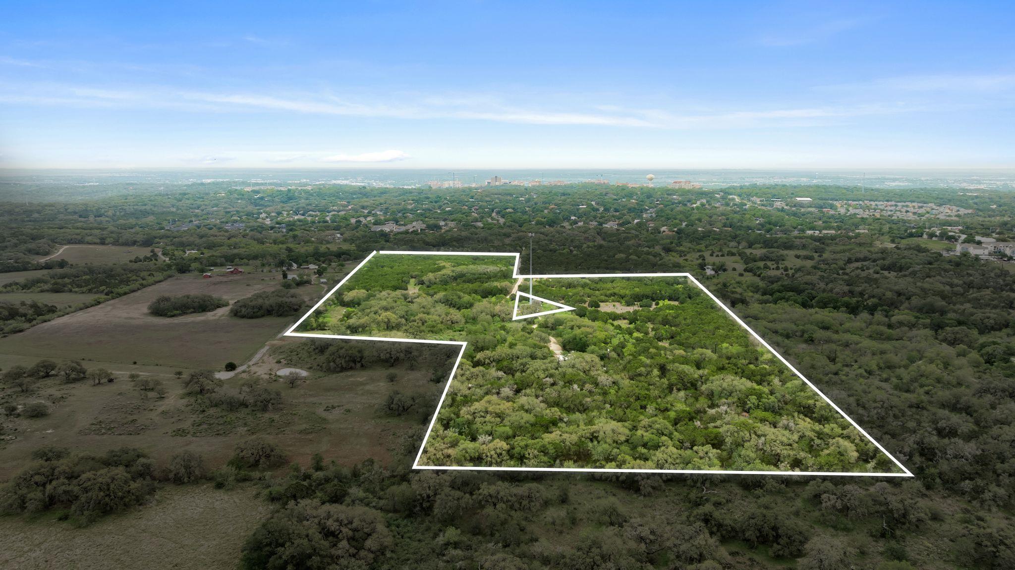 175 Eastwood Ln, San Marcos, TX 78666