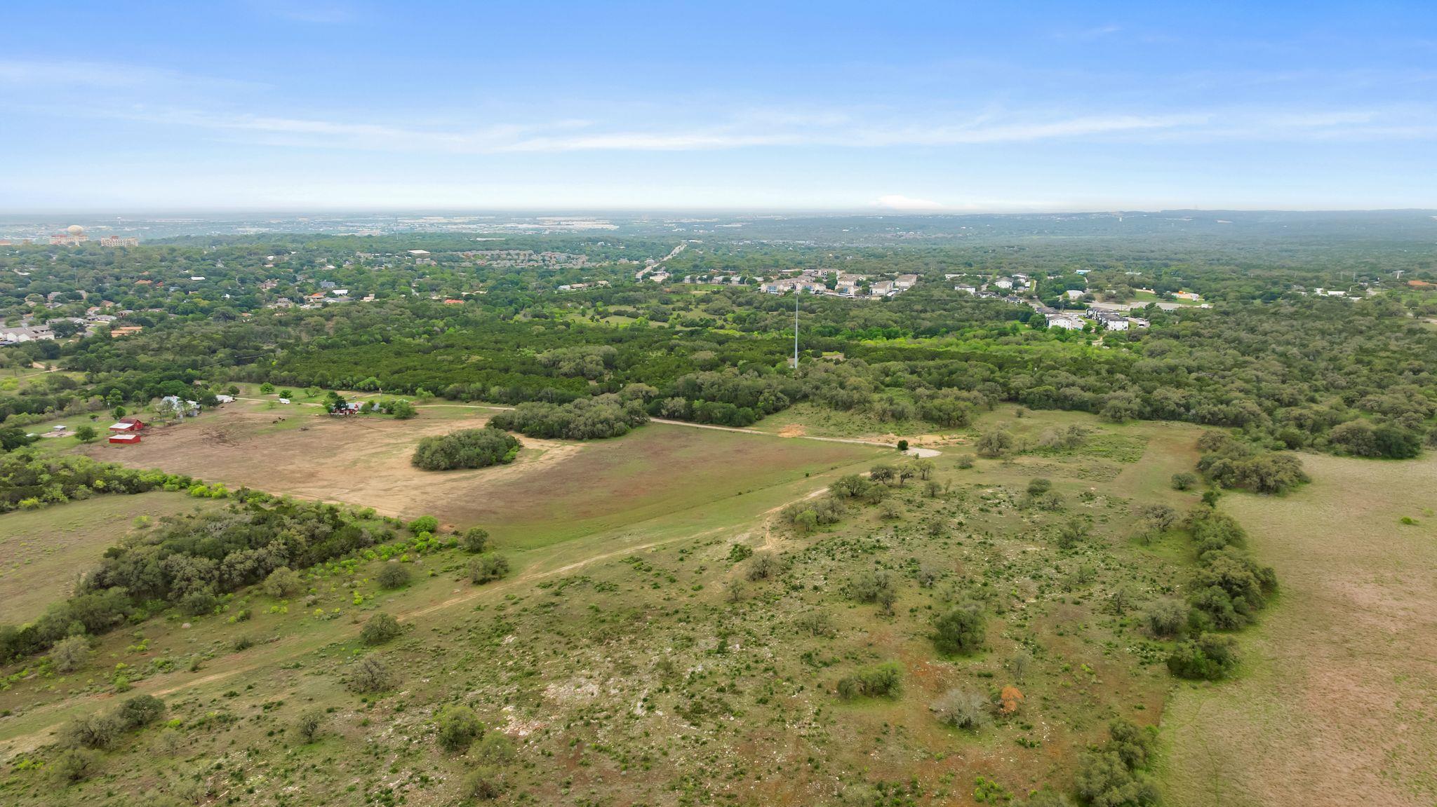 175 Eastwood Ln, San Marcos, TX 78666