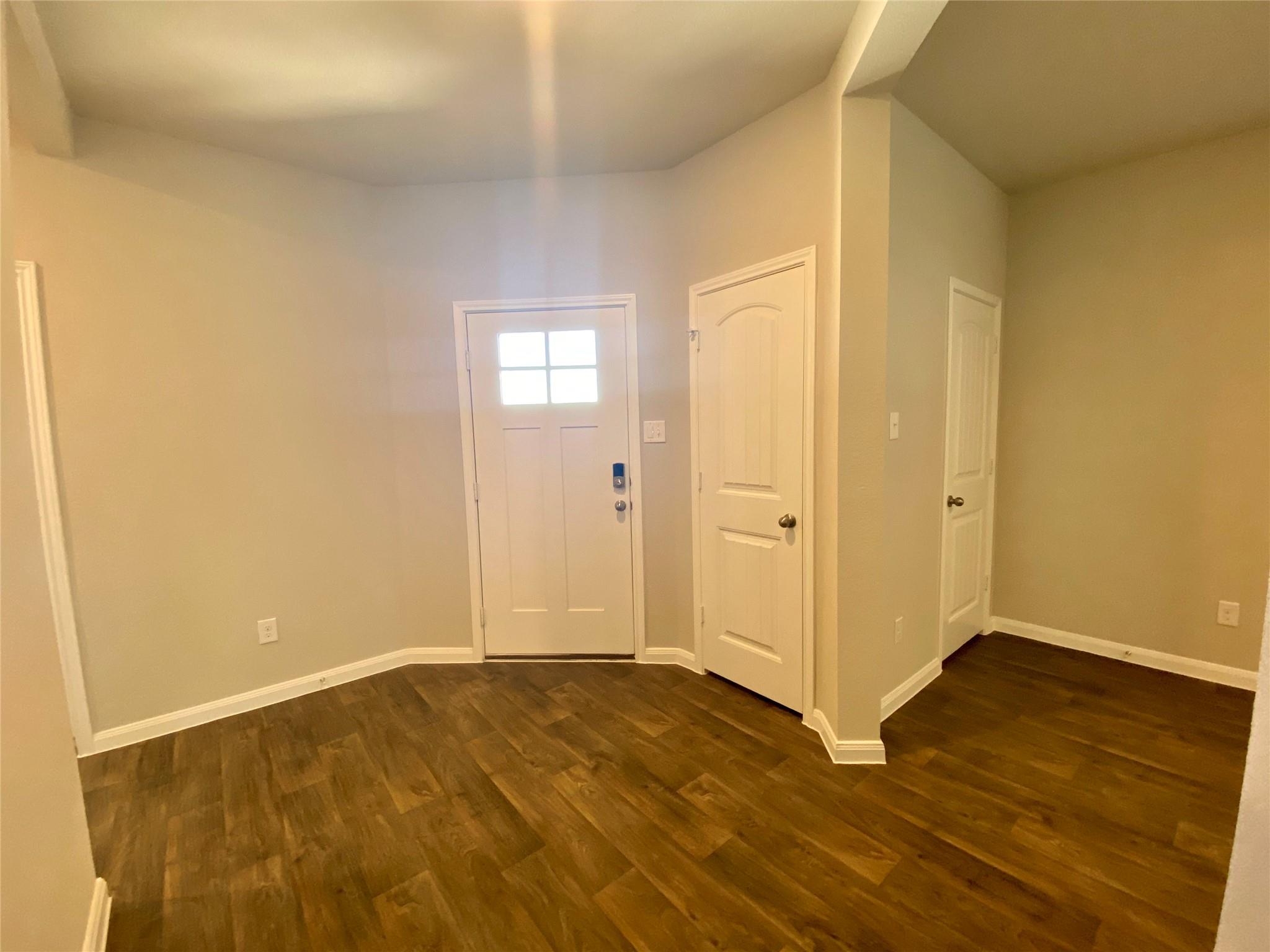 230 Cherry Laurel Ln, Kyle, TX 78640