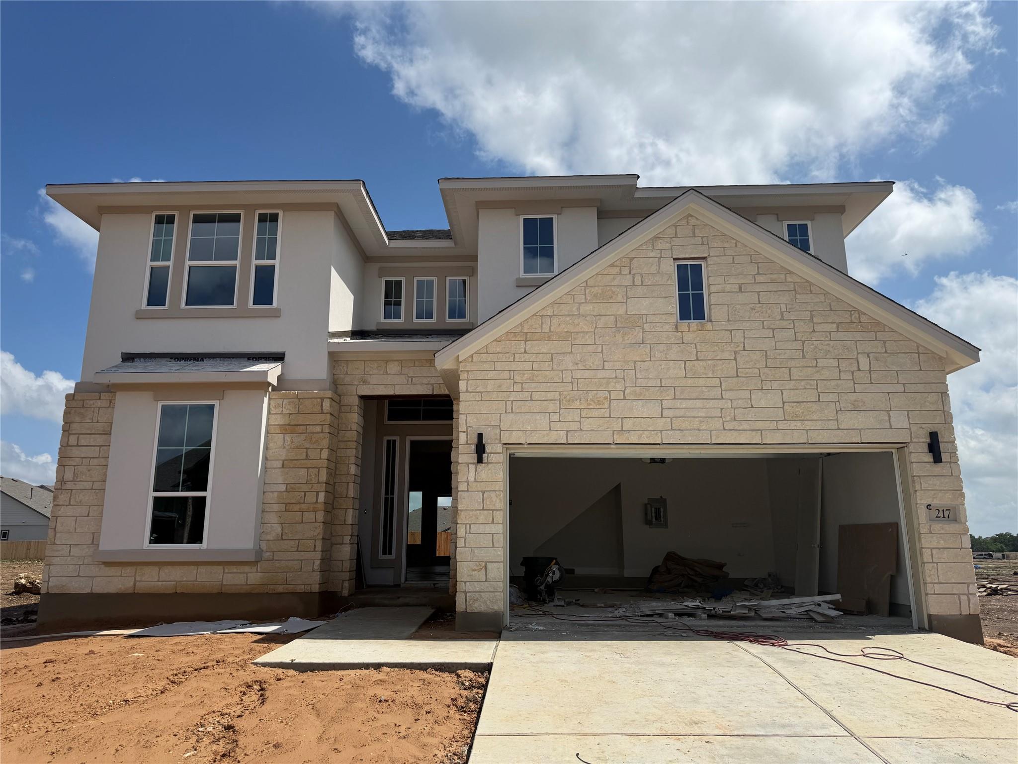 217 Montecido Dr, Liberty Hill, TX 78642