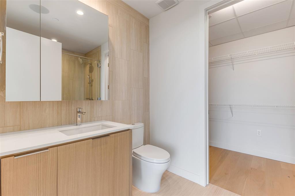 44 East Ave # 3109, Austin, TX 78701