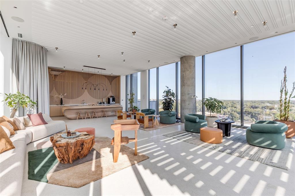 44 East Ave # 3109, Austin, TX 78701