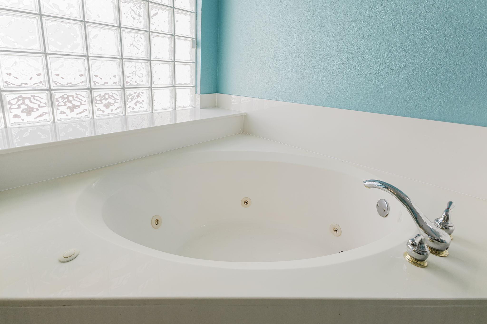 2915 Cashell Wood Dr, Cedar Park, TX 78613