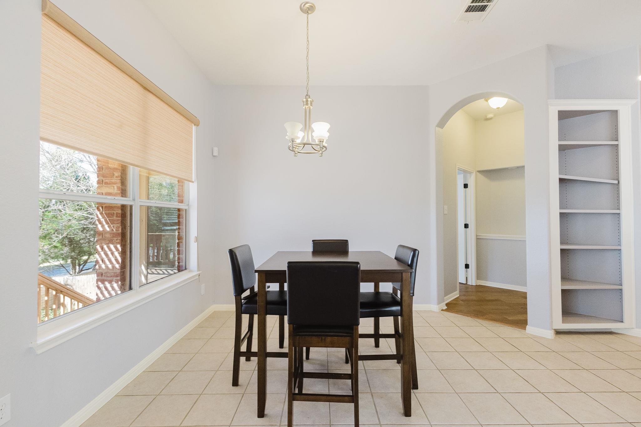 2915 Cashell Wood Dr, Cedar Park, TX 78613