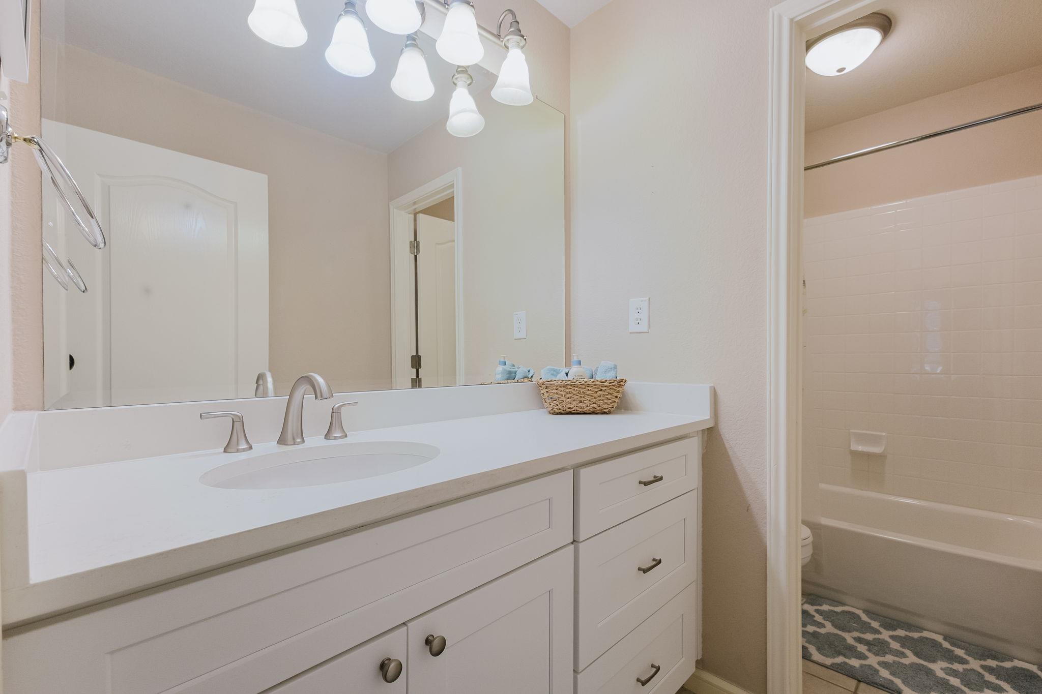 2915 Cashell Wood Dr, Cedar Park, TX 78613