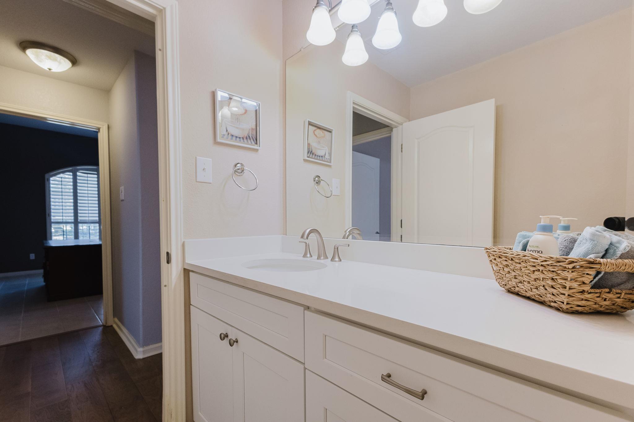 2915 Cashell Wood Dr, Cedar Park, TX 78613