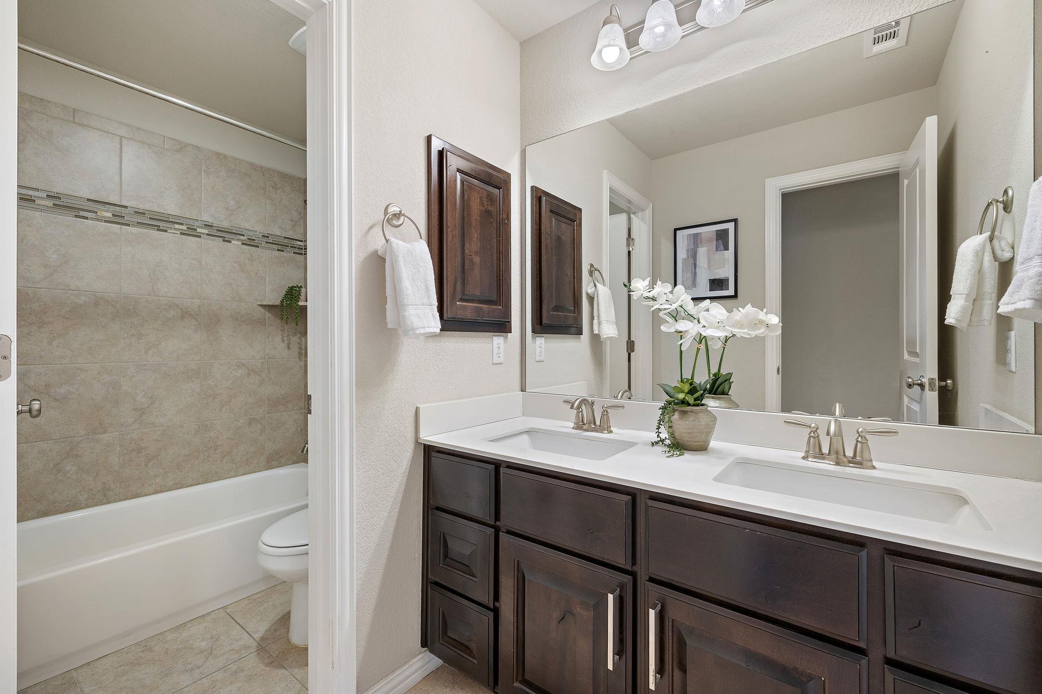 705 Garner Park Dr, Georgetown, TX 78628