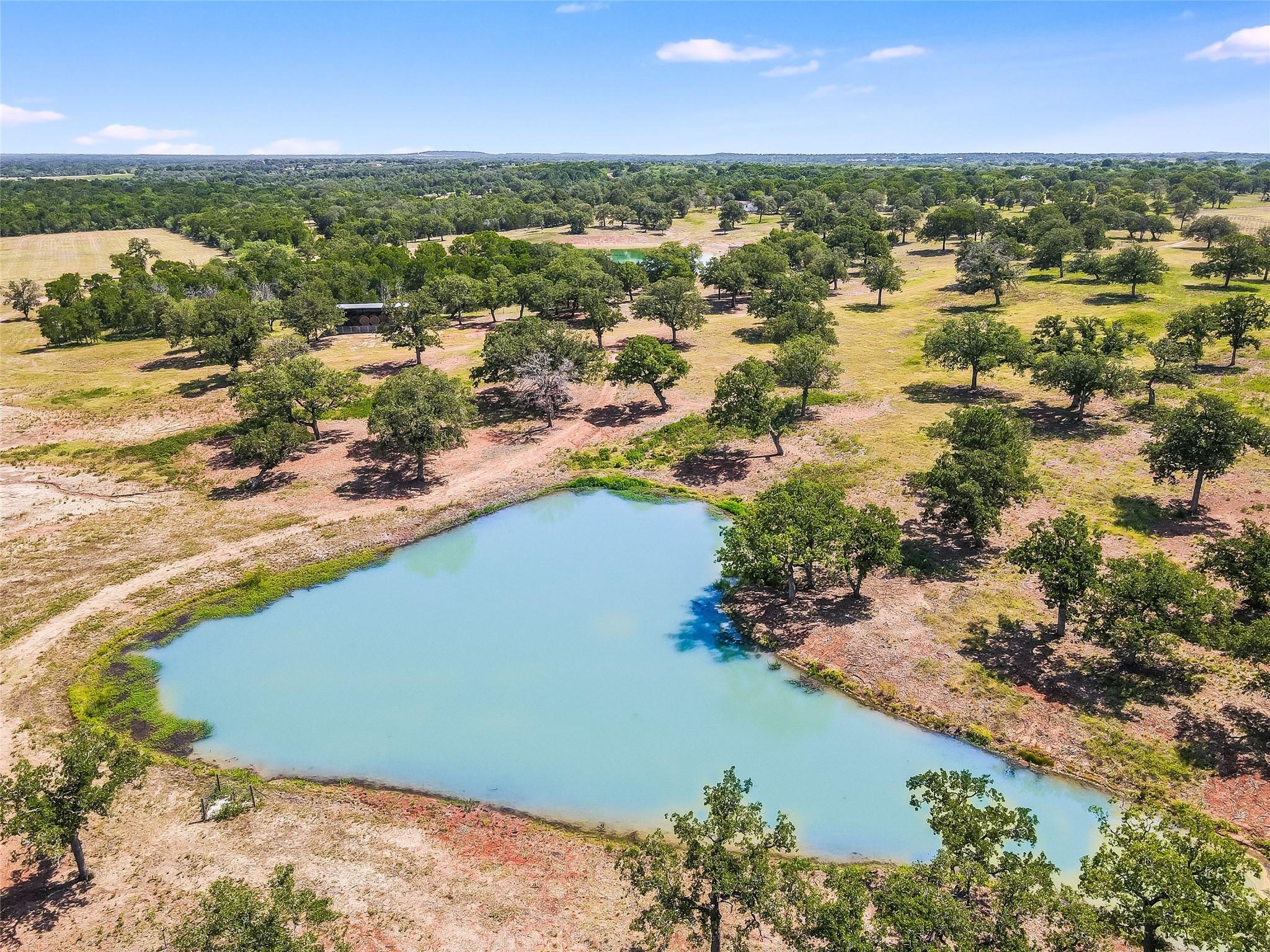 762 Karisch Rd, Giddings, TX 78942