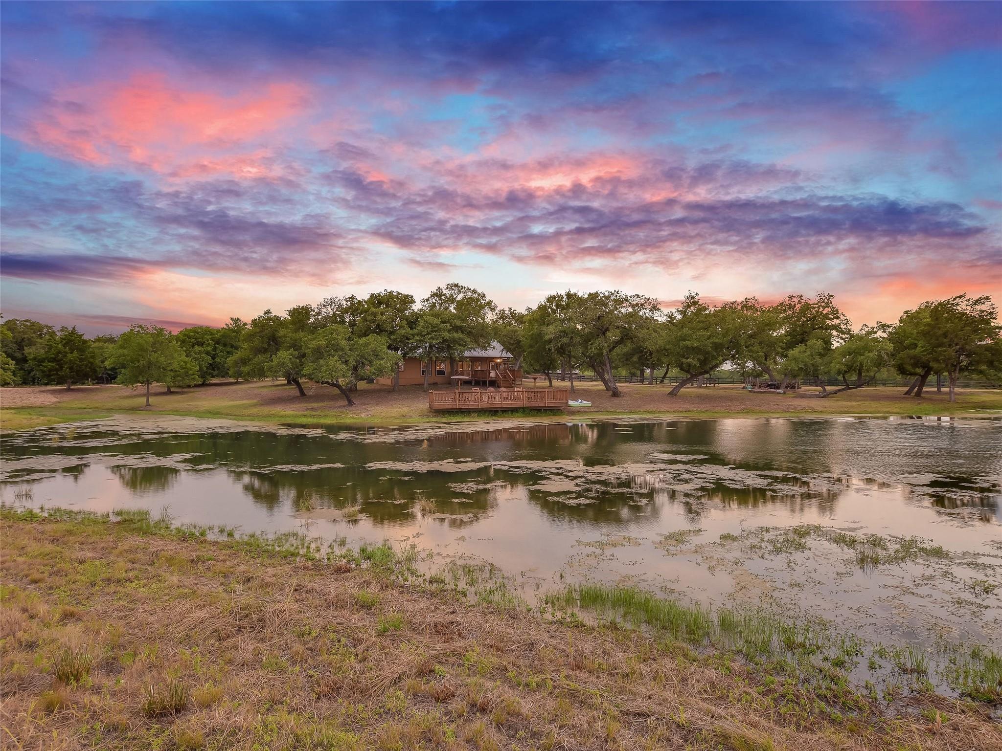 762 Karisch Rd, Giddings, TX 78942