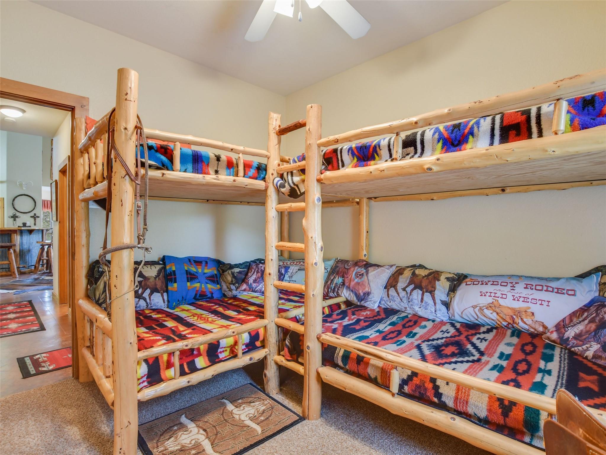 762 Karisch Rd, Giddings, TX 78942