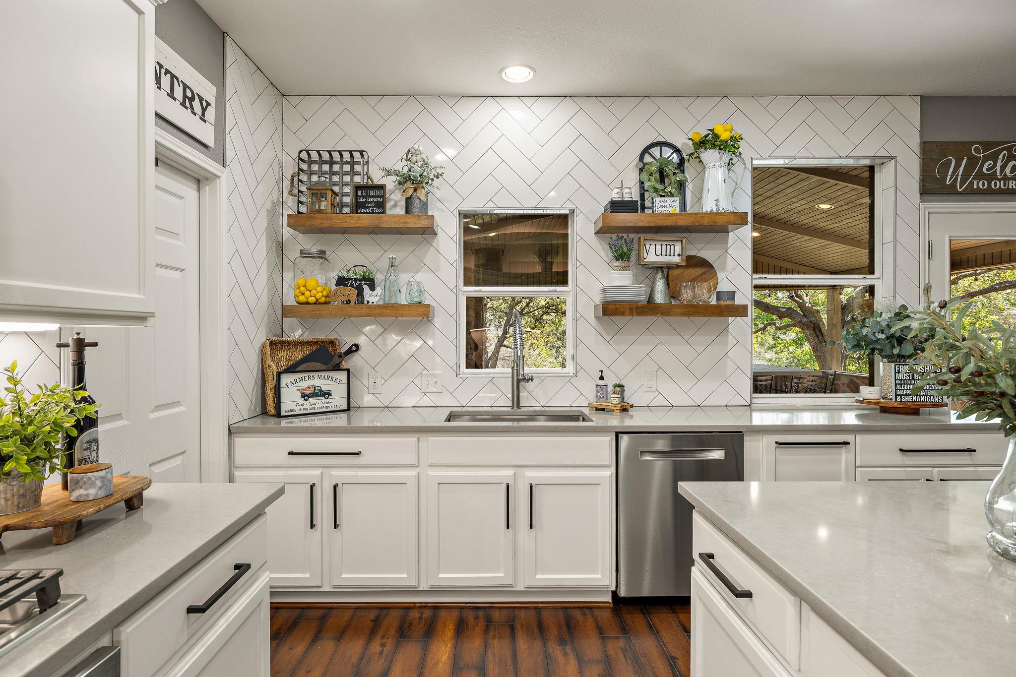 911 LINDEN Loop, Cedar Park, TX 78613