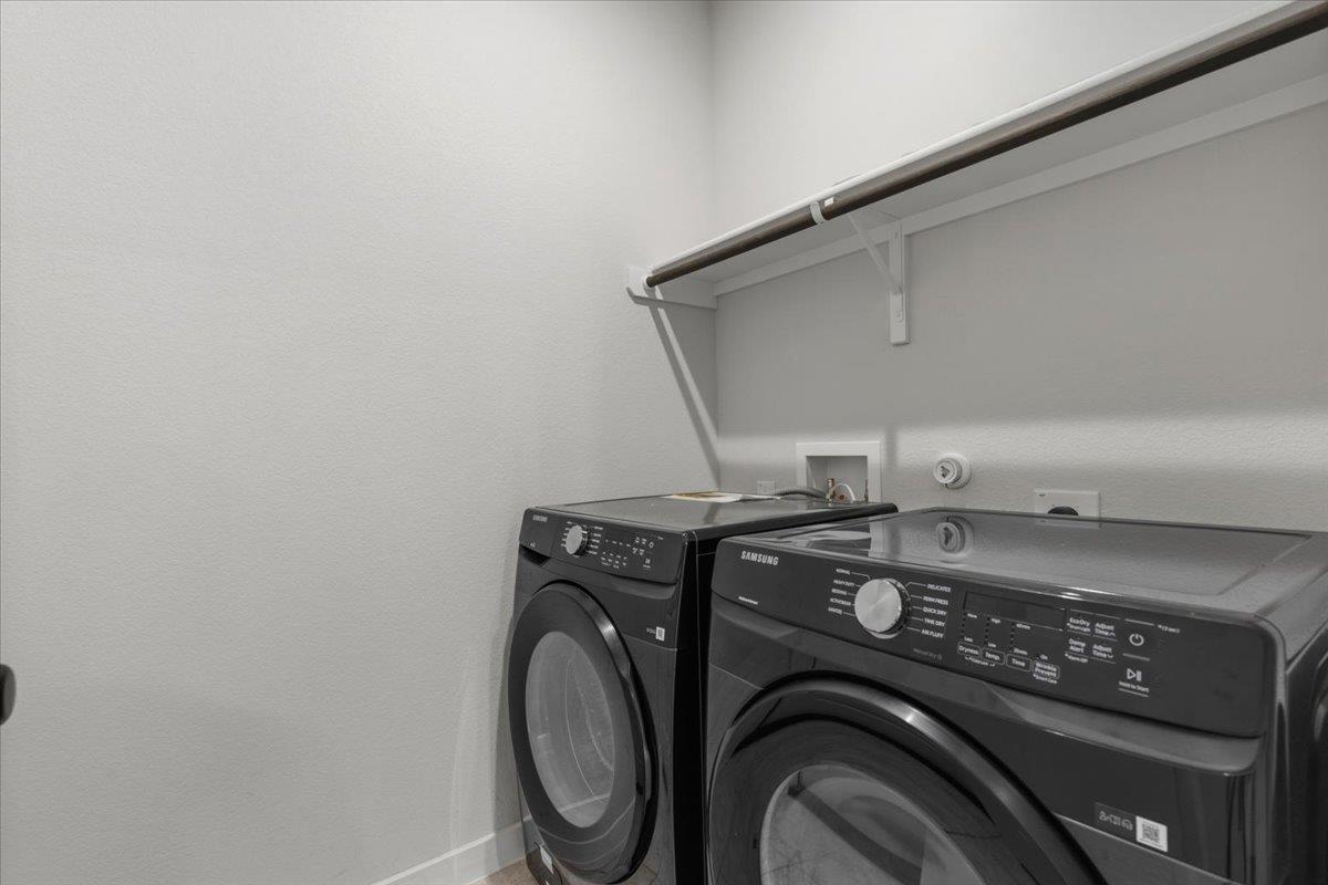 2500 FOREST CREEK Dr # 1104, Round Rock, TX 78665