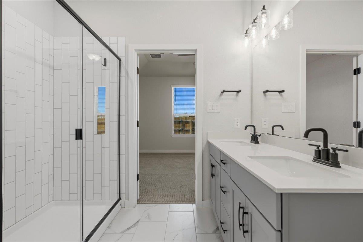 2500 FOREST CREEK Dr # 1104, Round Rock, TX 78665