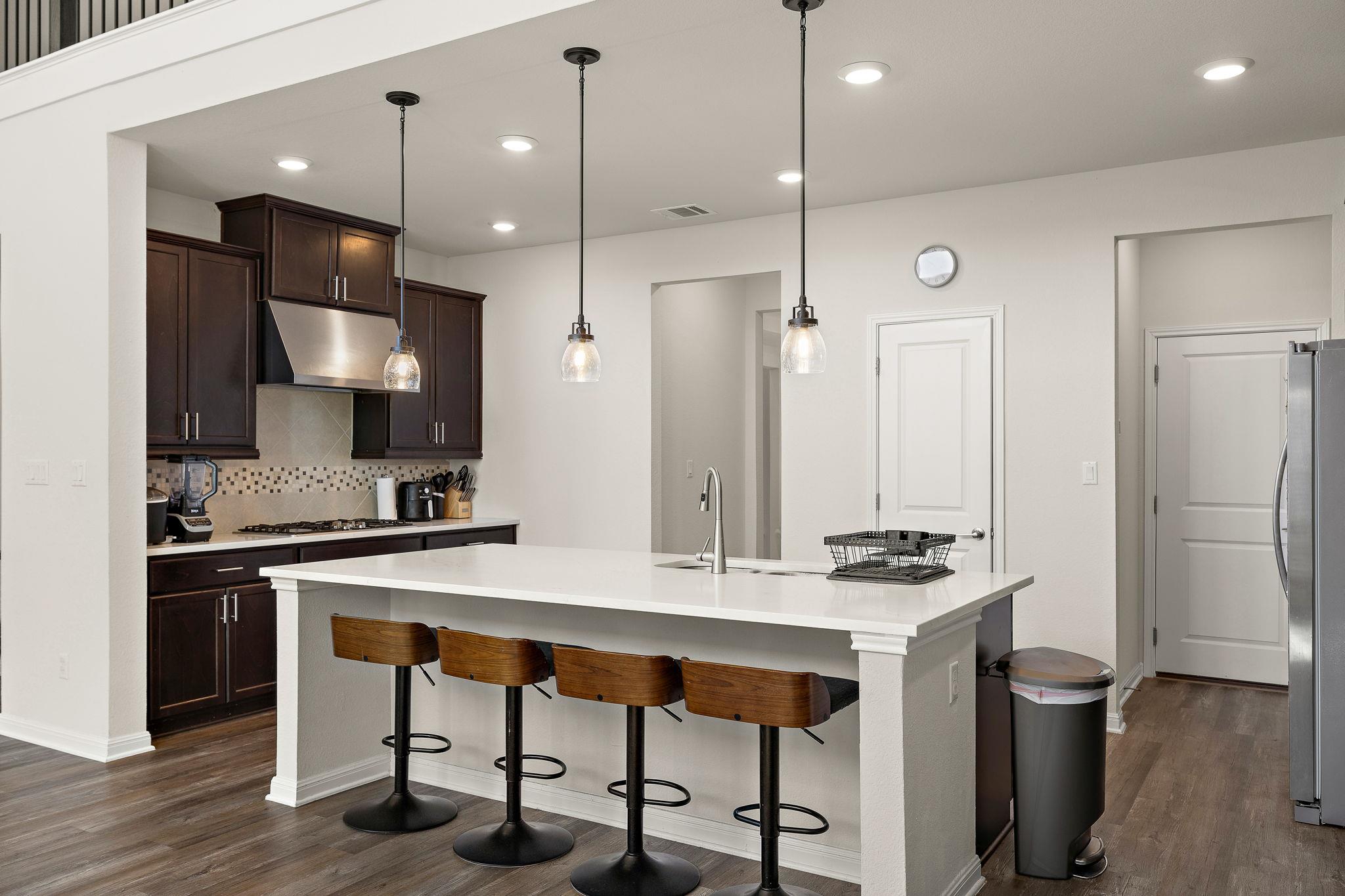 604 Spindrift Ln, Leander, TX 78641