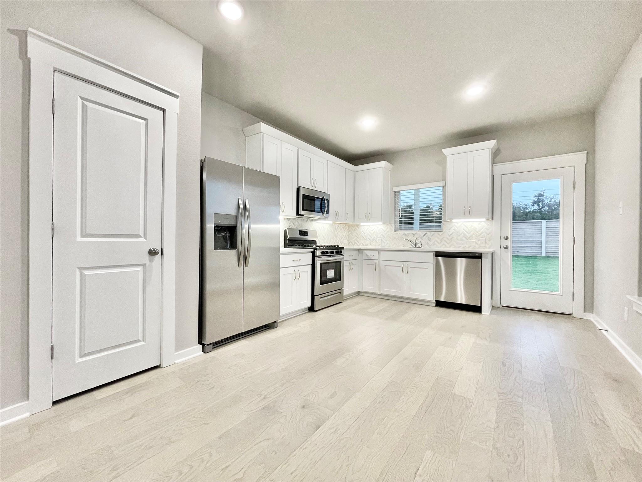 2415 Lakey Cv, Leander, TX 78641