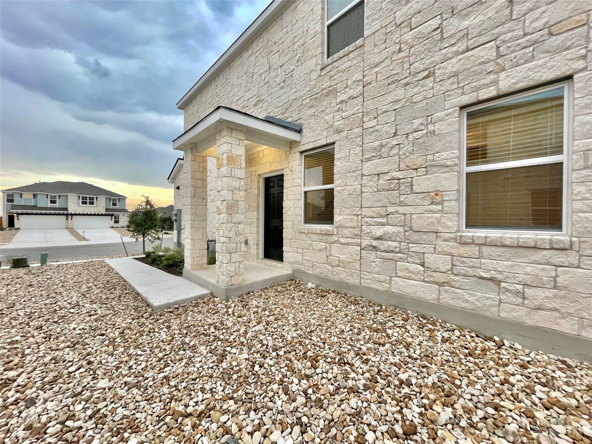 2415 Lakey Cv, Leander, TX 78641