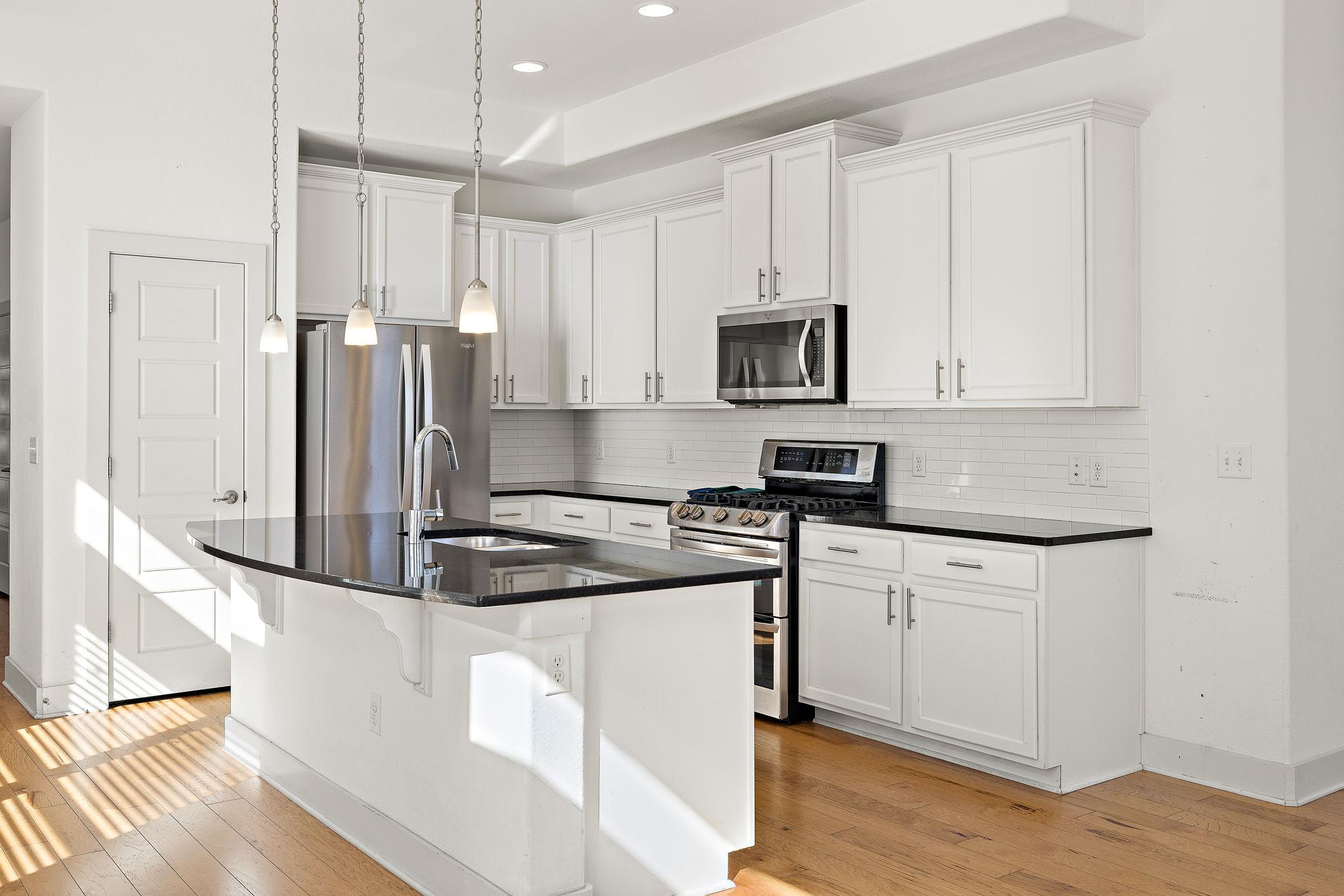 7113 Cherry Beam Path, Austin, TX 78744