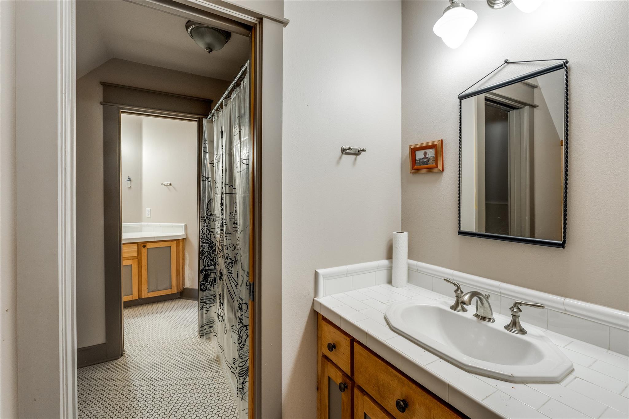 133 Concho Dr, Cedar Creek, TX 78612