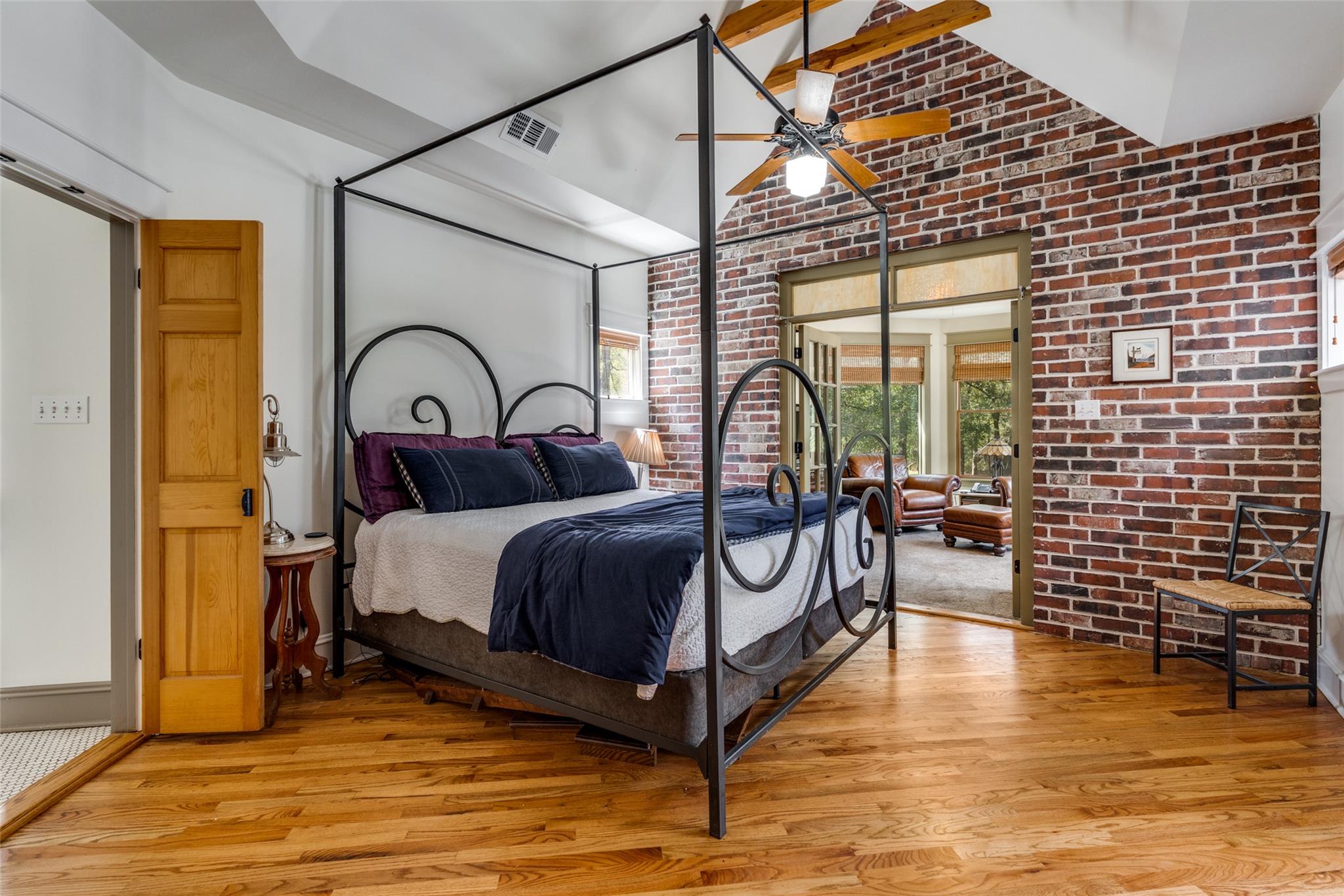 133 Concho Dr, Cedar Creek, TX 78612