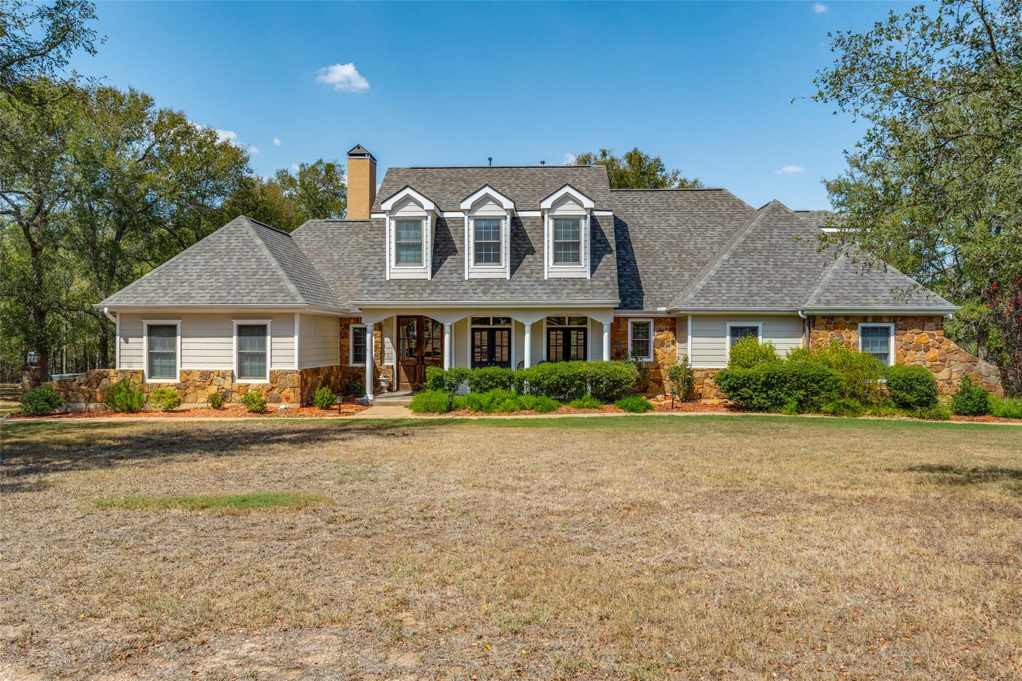 133 Concho Dr, Cedar Creek, TX 78612