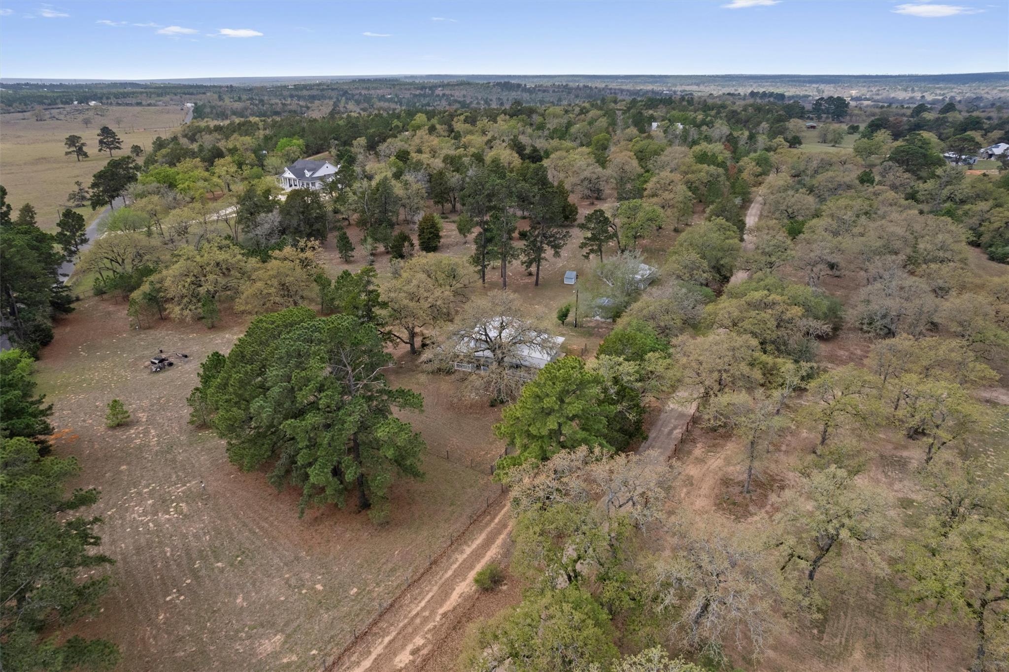 836 Cottletown Rd, Smithville, TX 78957
