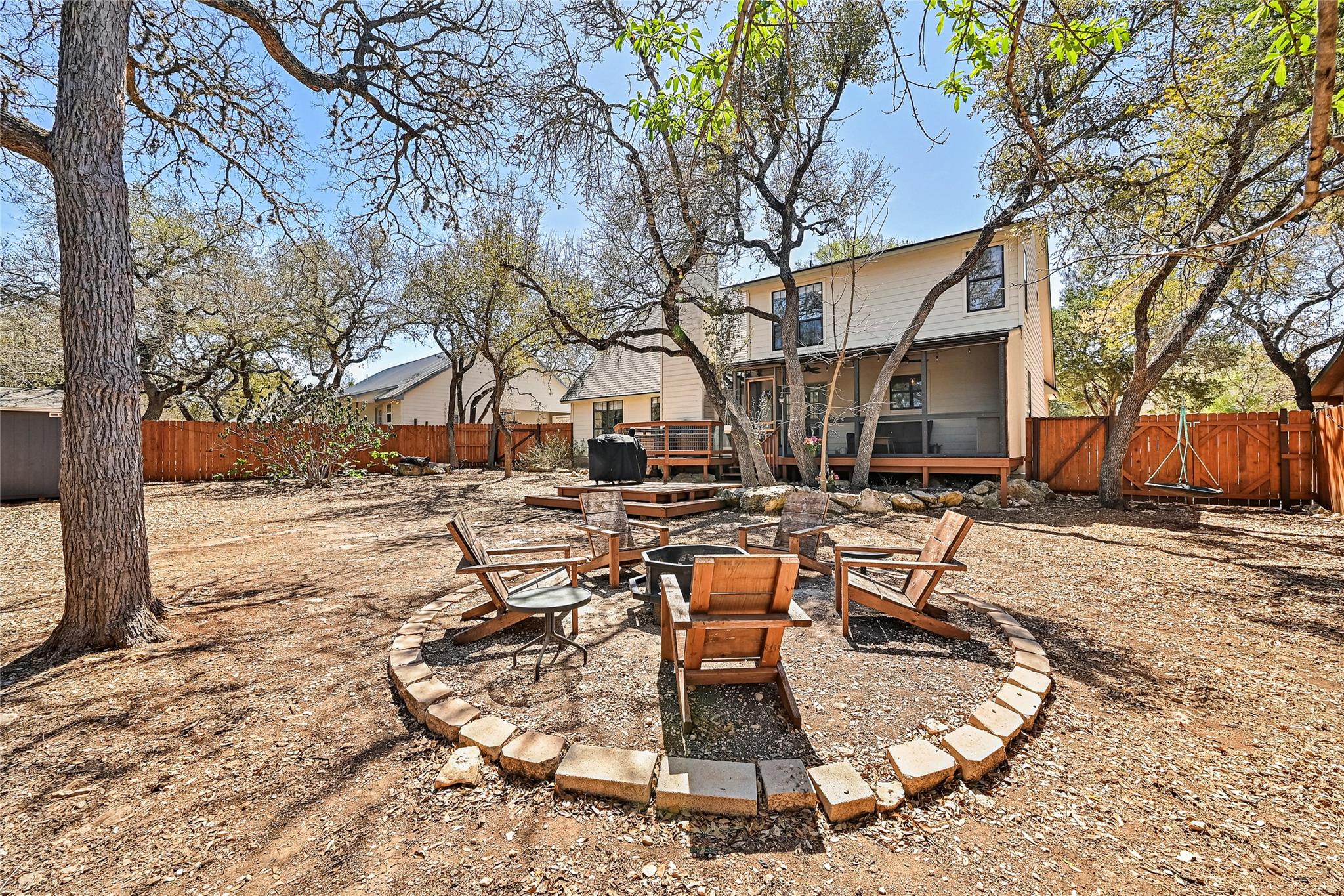 12 Deer Ridge Rd, Wimberley, TX 78676