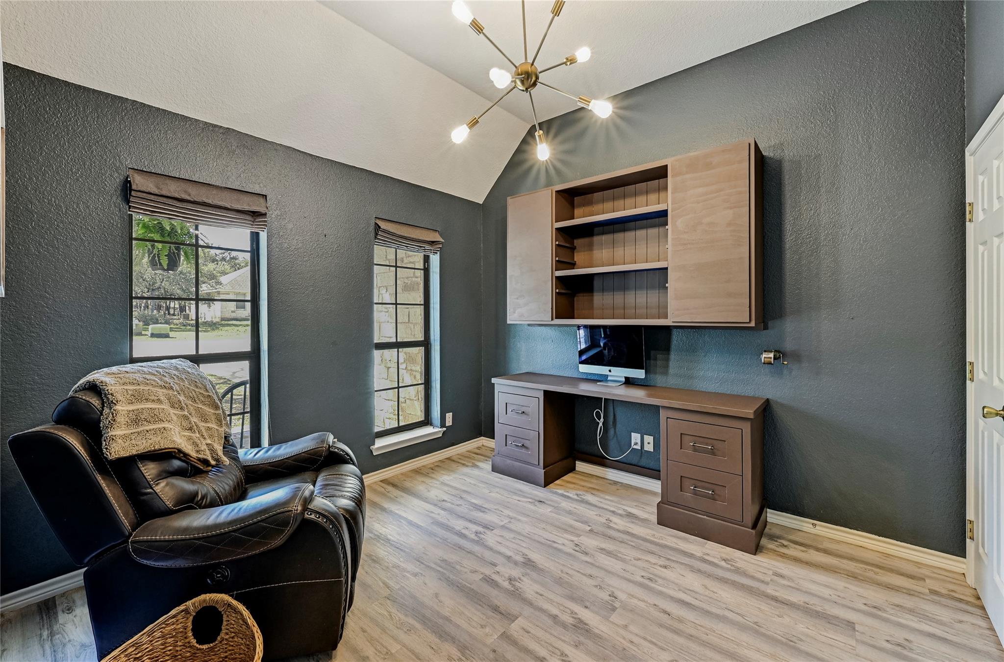 12 Deer Ridge Rd, Wimberley, TX 78676