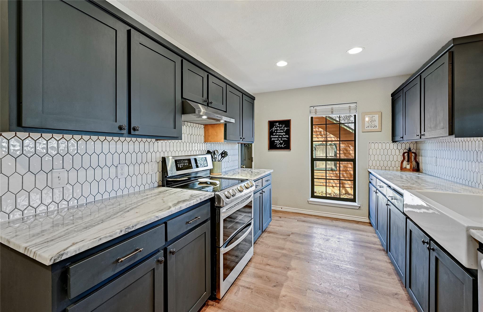 12 Deer Ridge Rd, Wimberley, TX 78676