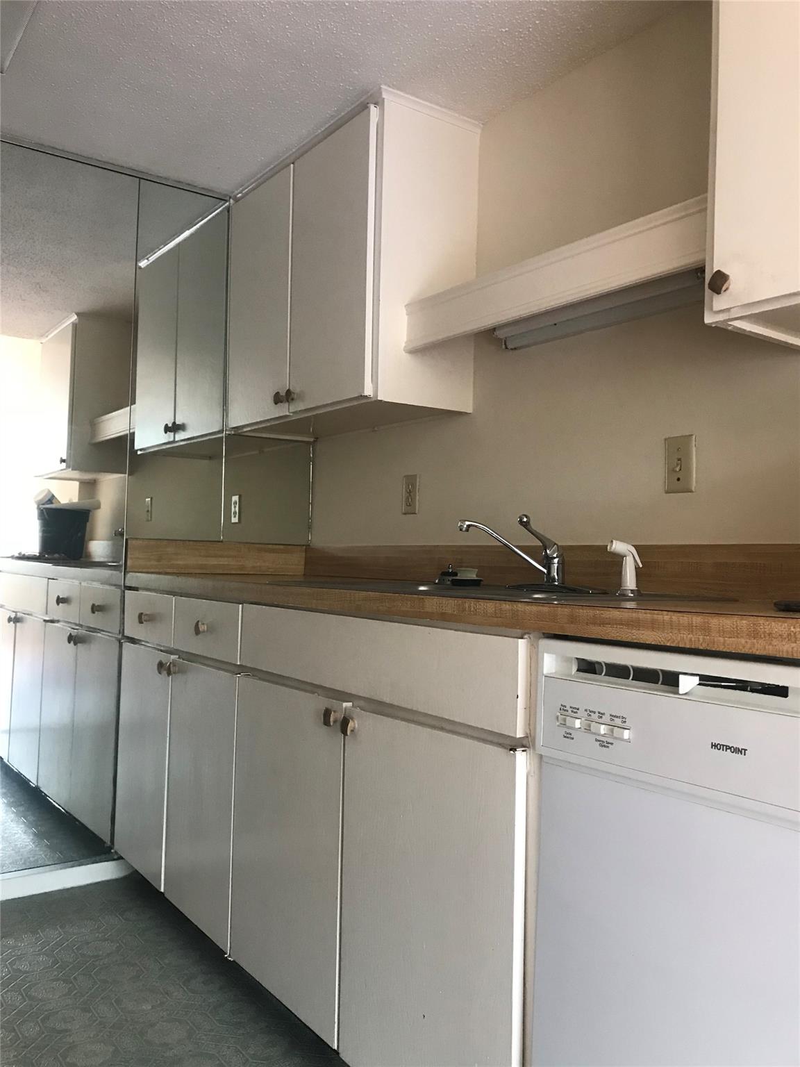 1800 LAVACA St # 310, Austin, TX 78701