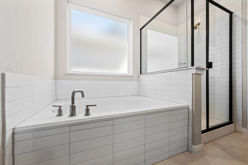 253 Ranier Way, Dripping Springs, TX 78620