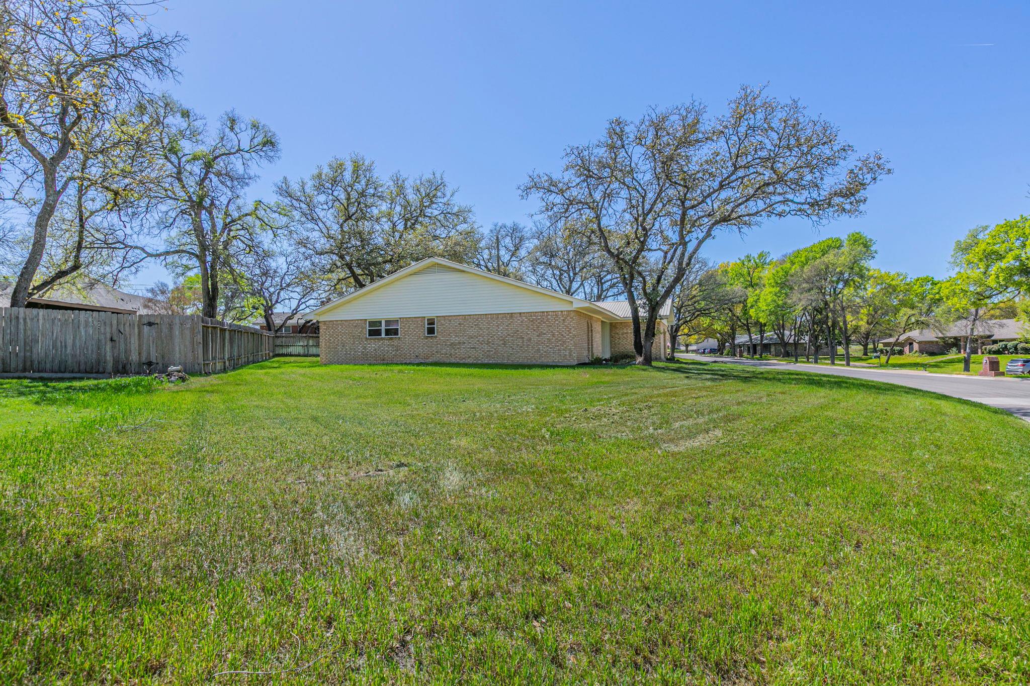 3019 Summit Dr, Belton, TX 76513