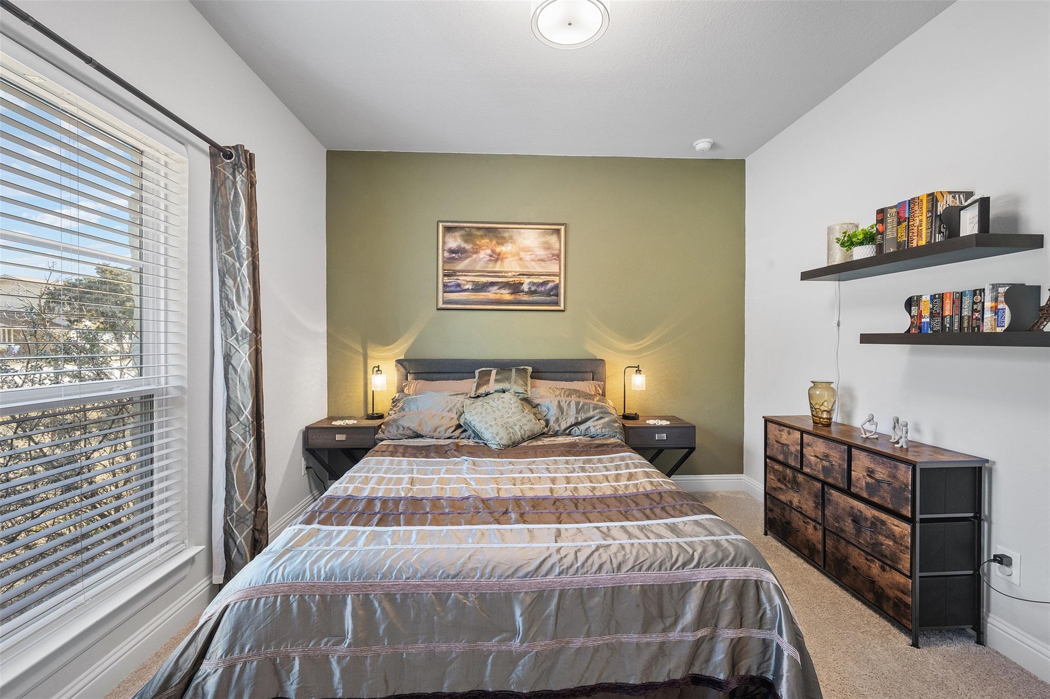 5302 Thunderbird St, Lago Vista, TX 78645