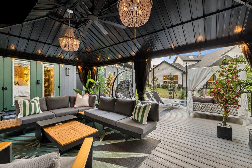 3018 Sunridge Dr # 8, Austin, TX 78741