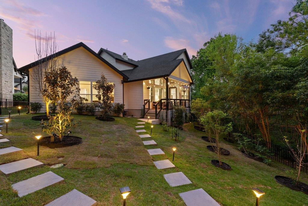 3018 Sunridge Dr # 8, Austin, TX 78741