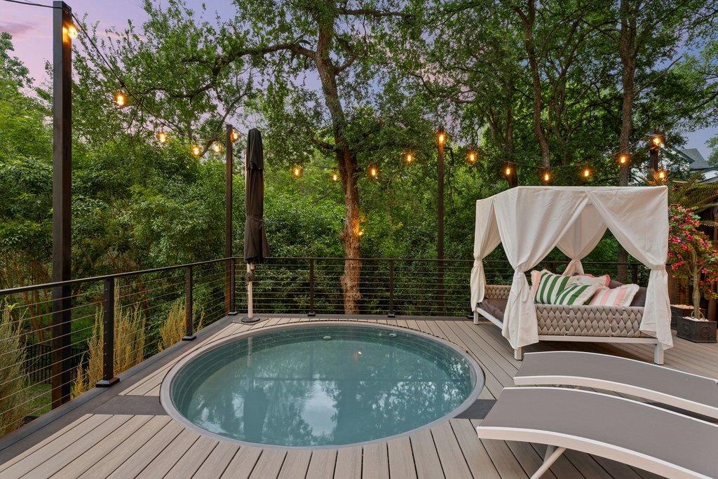 3018 Sunridge Dr # 8, Austin, TX 78741