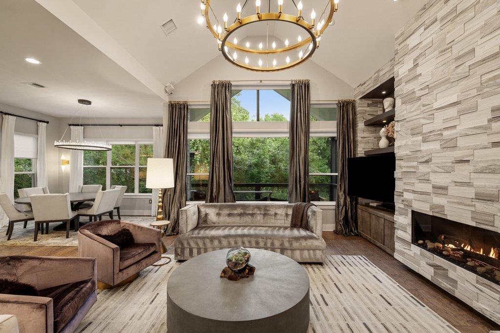 3018 Sunridge Dr # 8, Austin, TX 78741