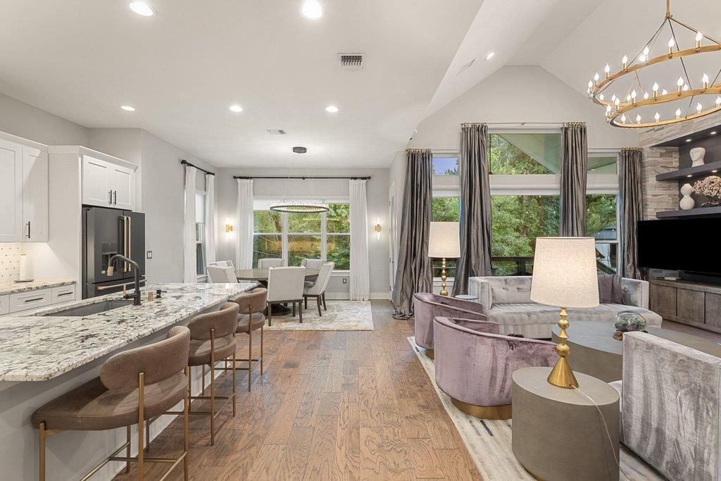 3018 Sunridge Dr # 8, Austin, TX 78741