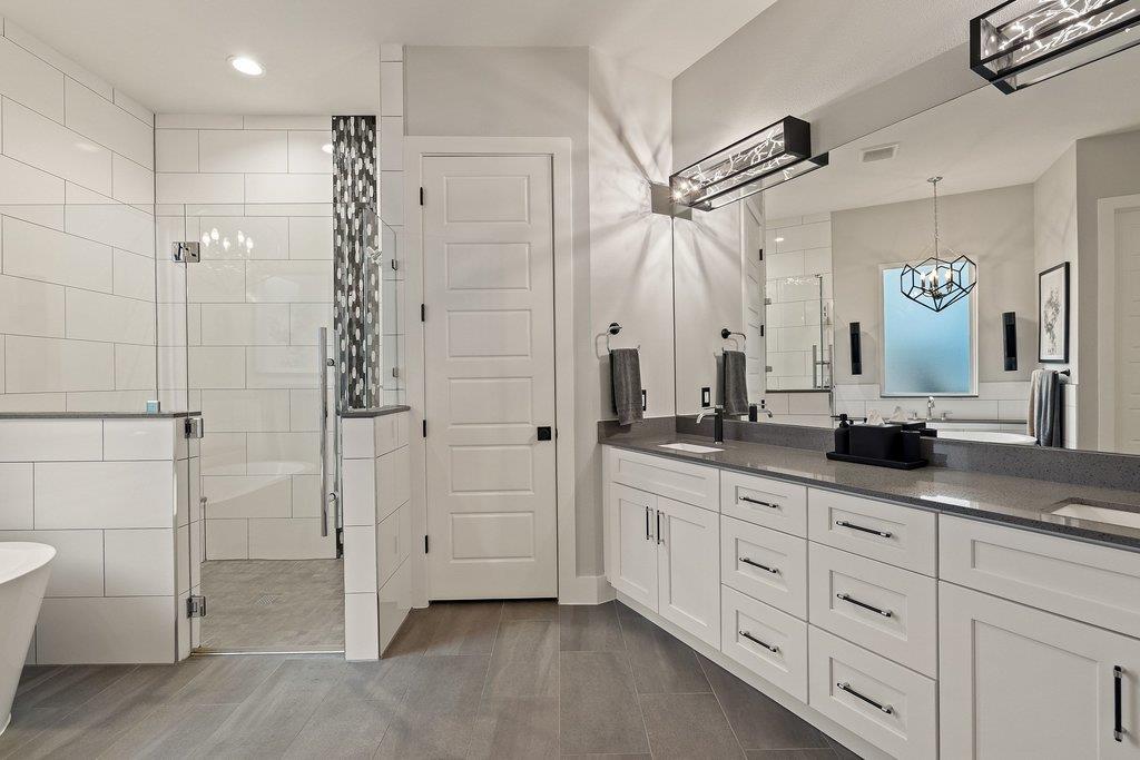 3018 Sunridge Dr # 8, Austin, TX 78741