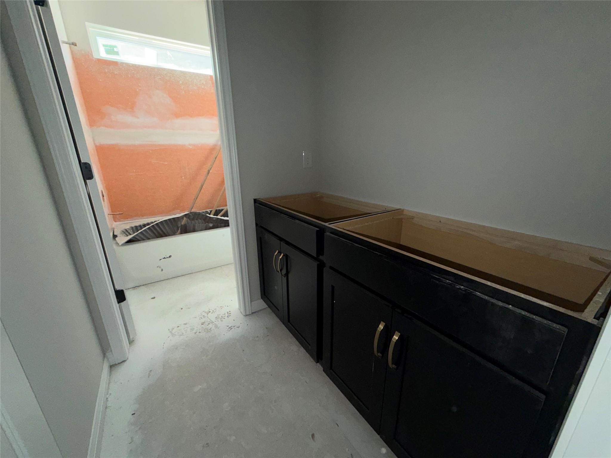 312 Leeland Dr, Liberty Hill, TX 78642