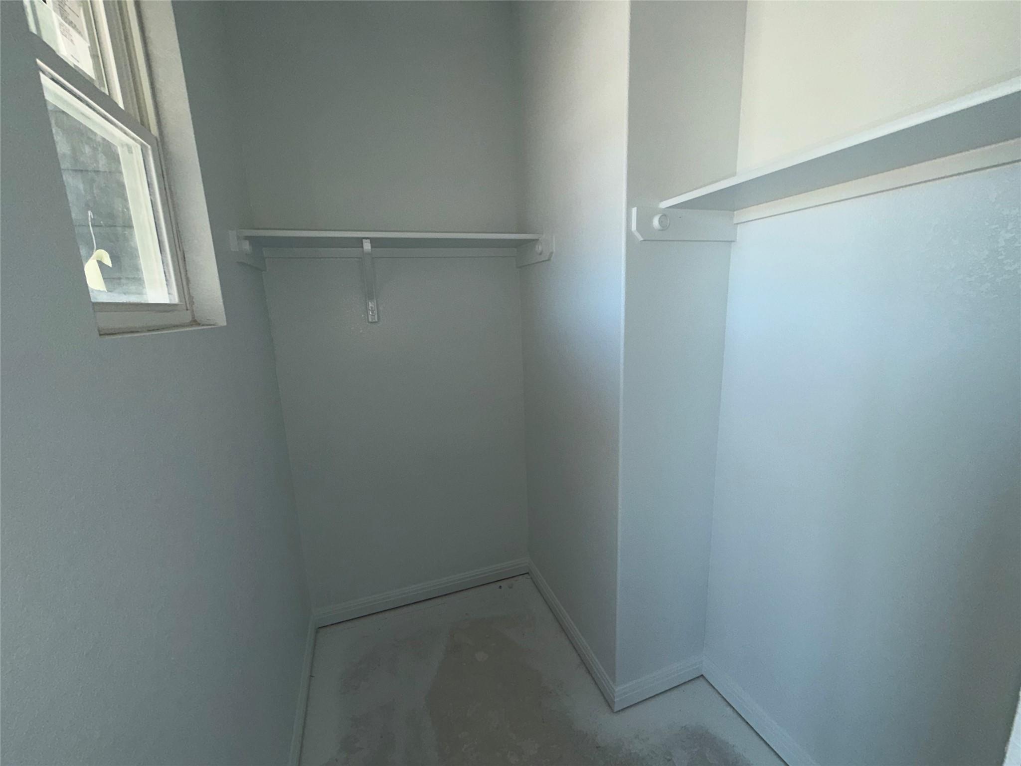 312 Leeland Dr, Liberty Hill, TX 78642