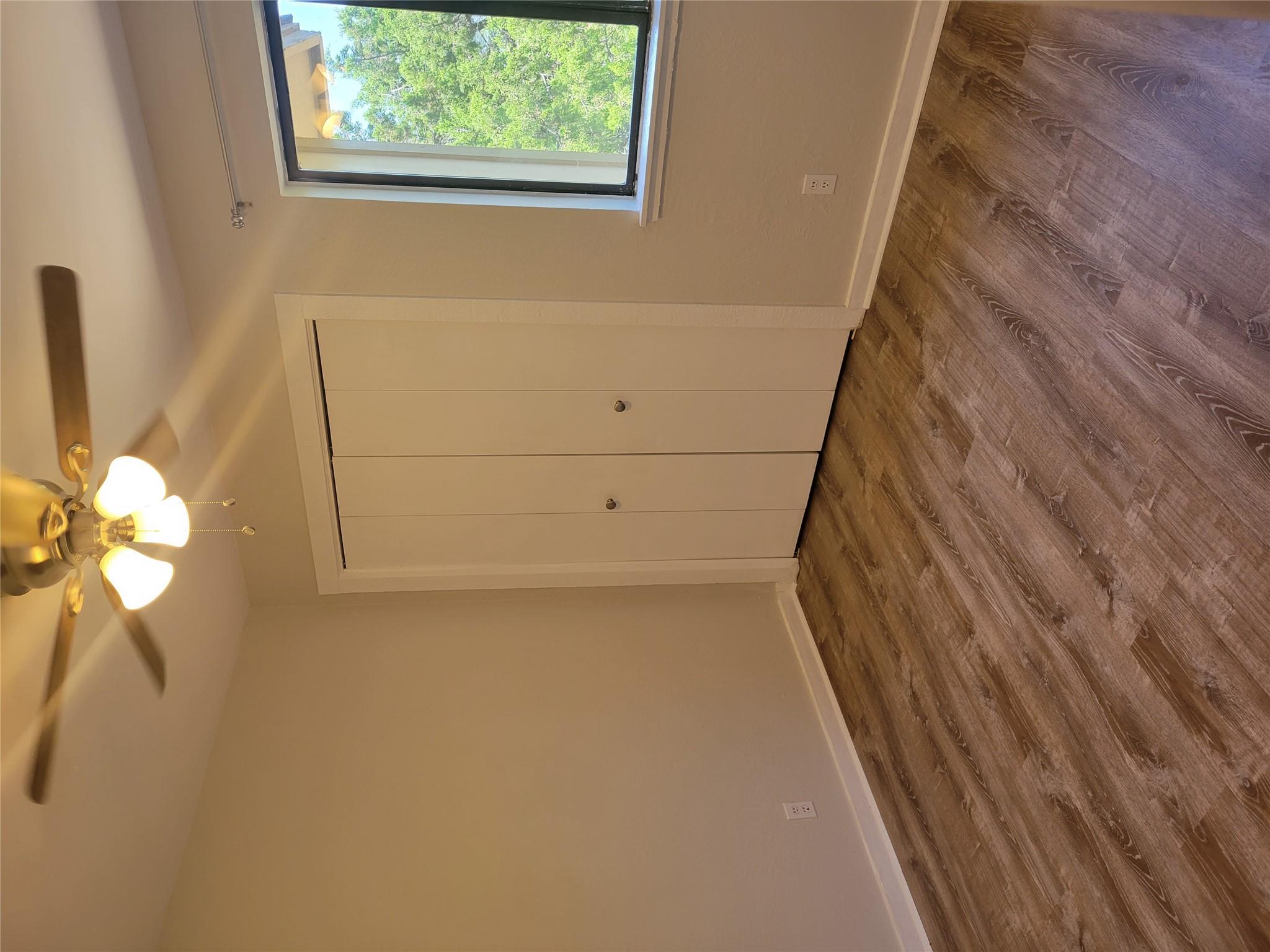 20700 Bonanza St, Lago Vista, TX 78645